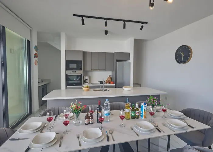 Aqua Pearl Aq12 By Interhome