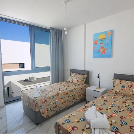 Aqua Pearl Aq12 By Interhome Protaras
