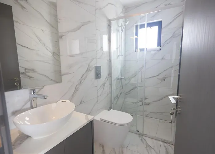 Aqua Pearl Aq12 By Interhome Protaras